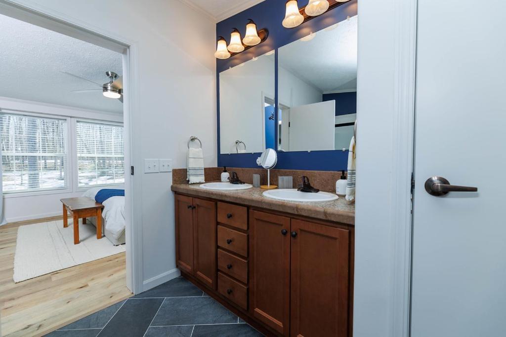 The Roost By Simple Life Rentals Baileys Harbor Eksteriør billede